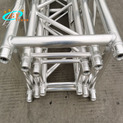 Hızlıca 6082-T6 Alüminyum Aydınlatma Kirişi 50 * 3mm Birleştirin